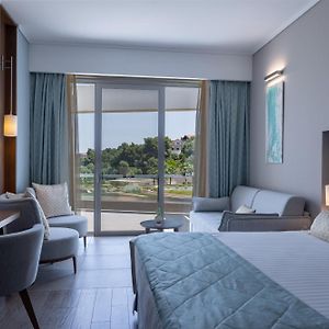 Deluxe Zimmer mit Kingsize-Bett